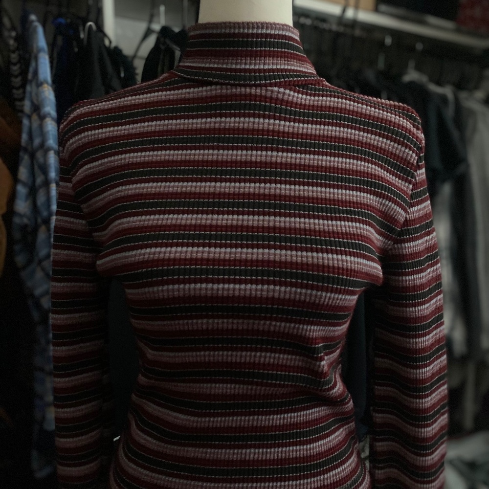 Stripped Turtle Neck Size Large